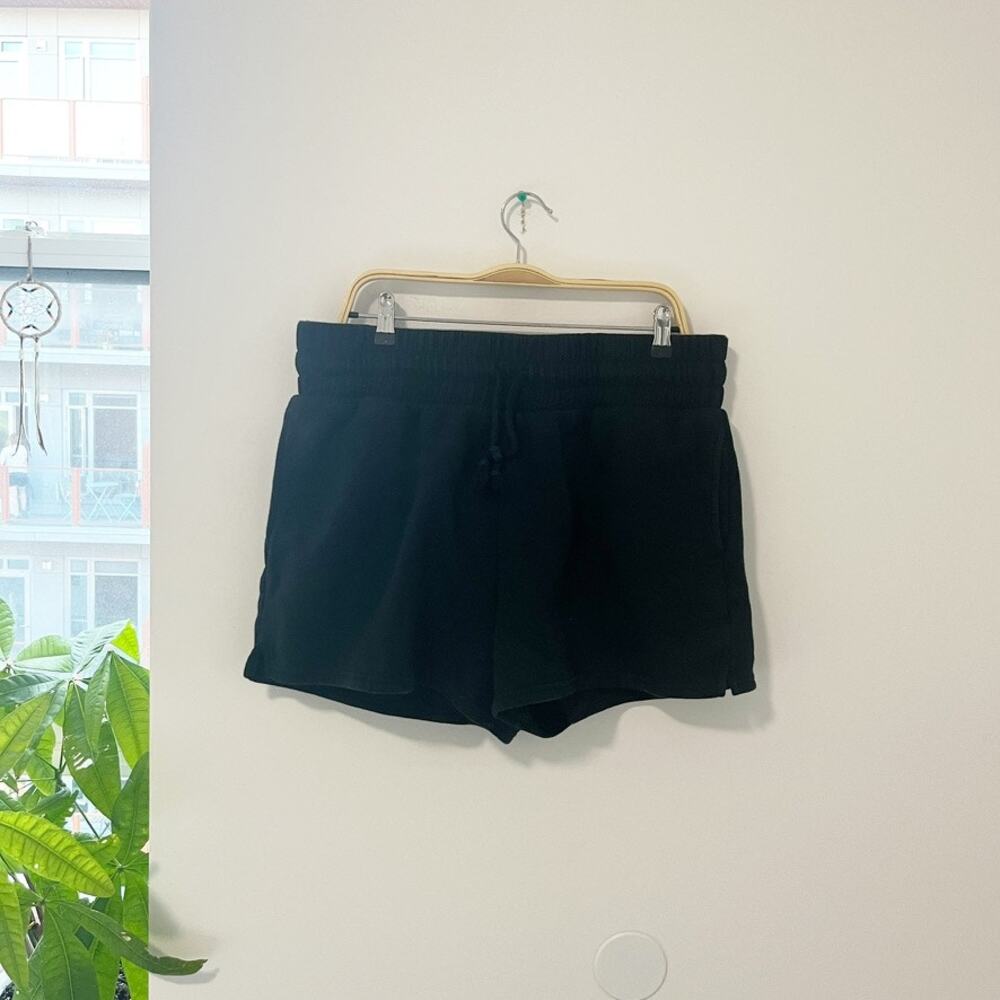 Wild Fable Black Sweat Shorts Size XL